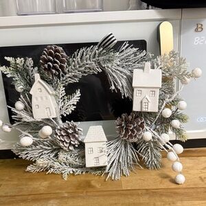 White Holiday Mini Wreath with Pinecones and Houses